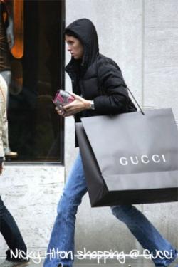 gucci carta foreste indonesia