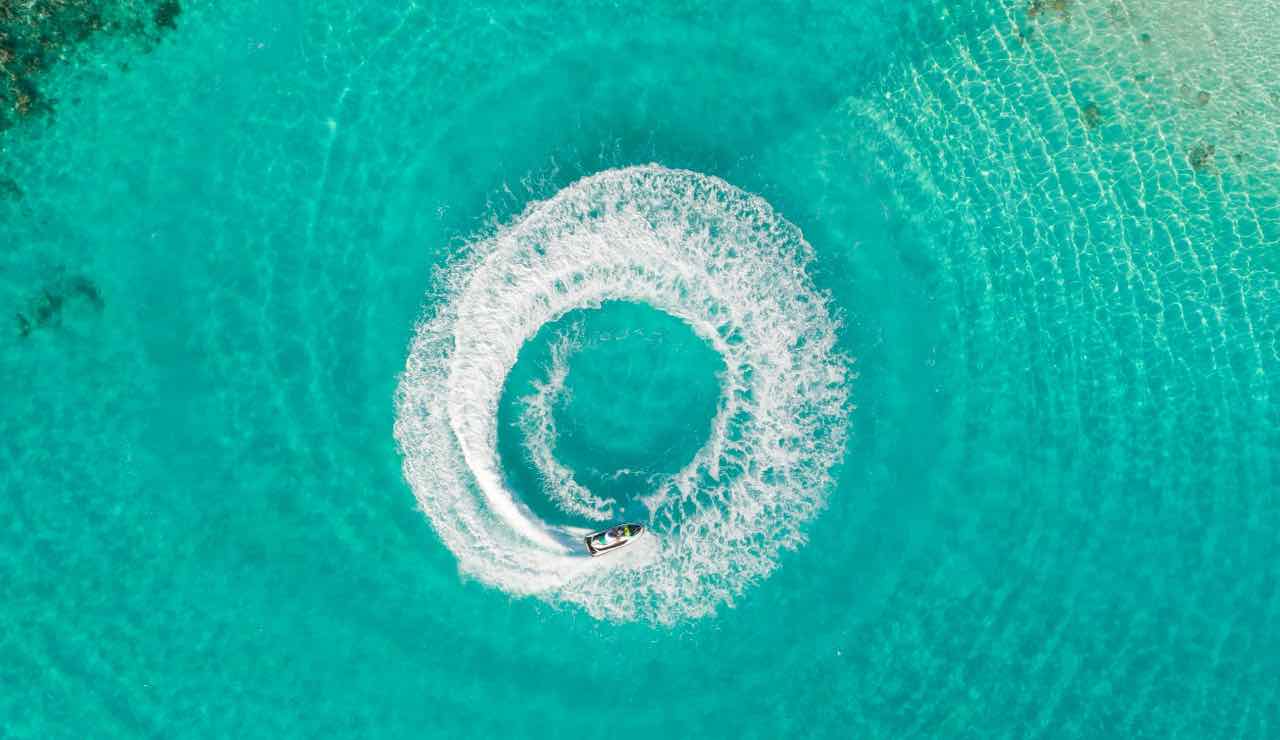 mare dall'alto - pexels- terranauta