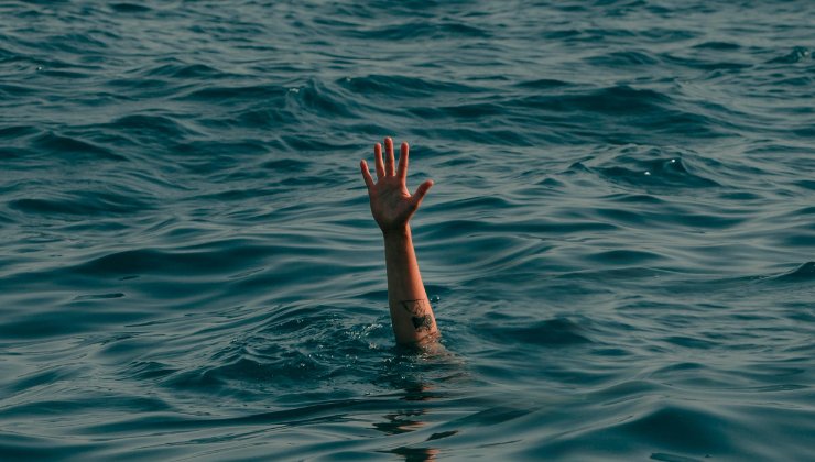 SOS in mare