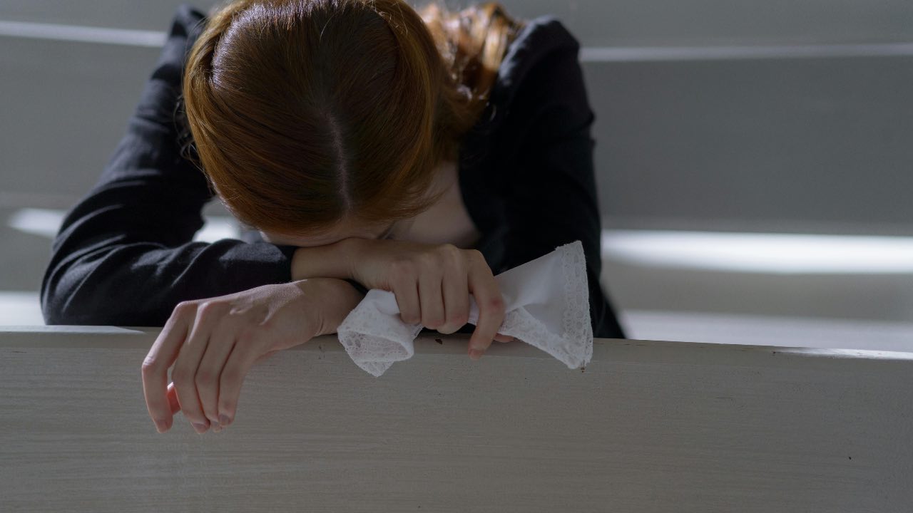 pianto - disperazione - triste - salute - preoccupazione - pexels- terranauta