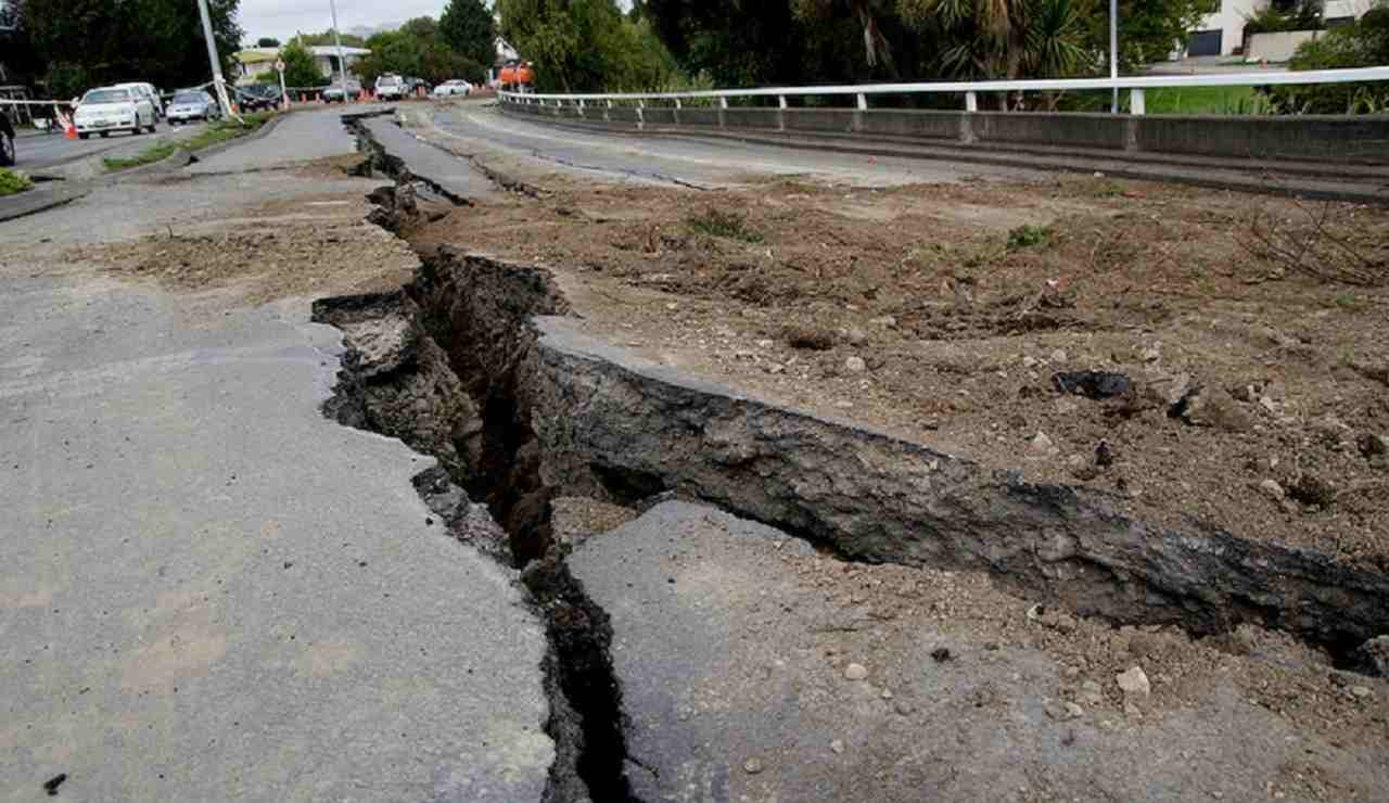 Danni di un terremoto - foto web - terranauta.it