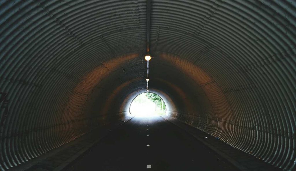 Tunnel - foto pexels - terranauta.it