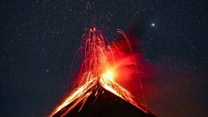 Vulcano in eruzione