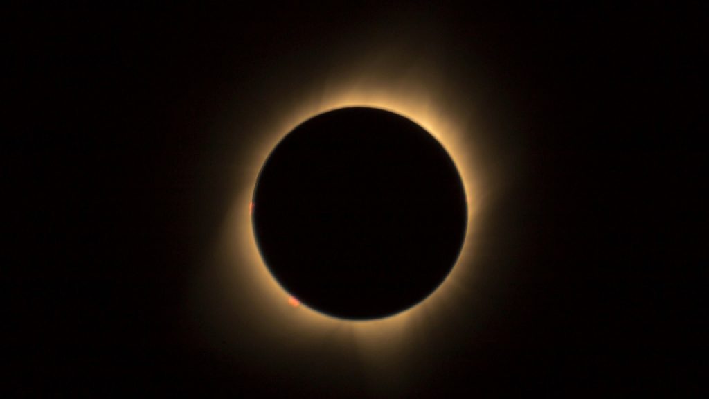 Buio - sole - eclissi - pexels- terranauta