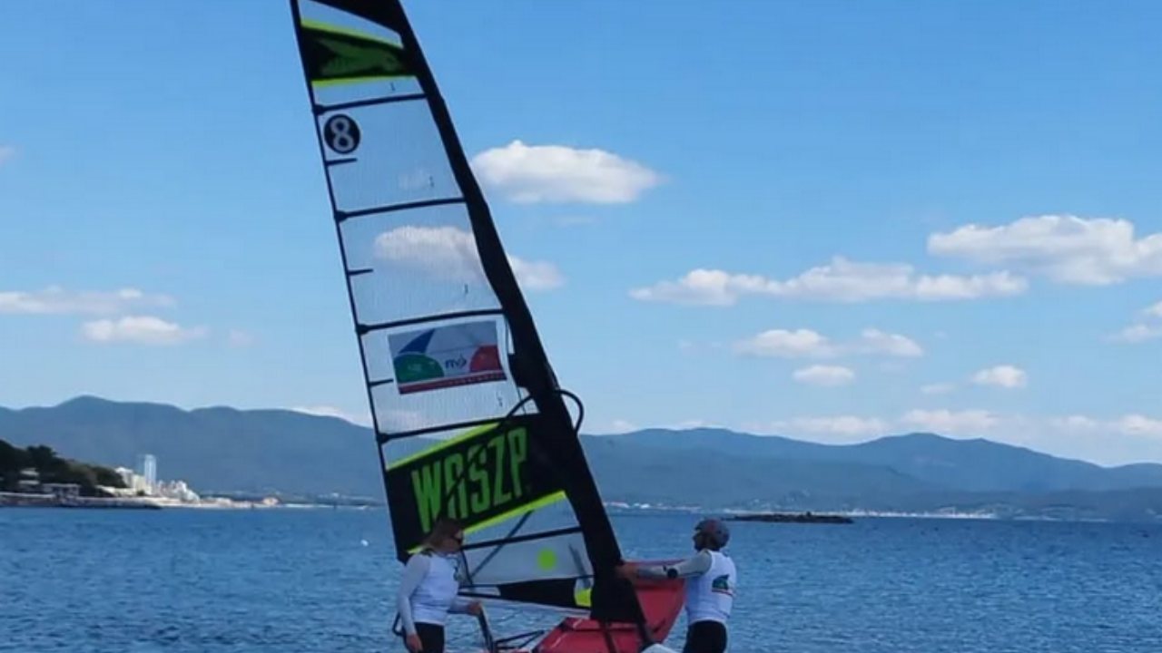 Canottaggio, vittoria in rosa al Club del Mare: le senior e master vincono nelle loro acque