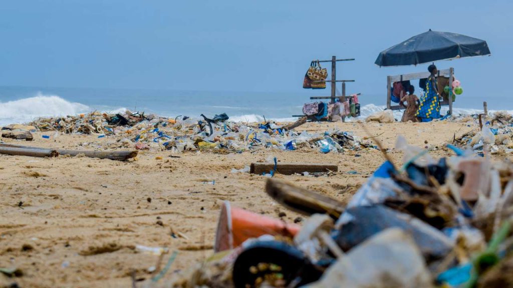 Rifiuti in spiaggia