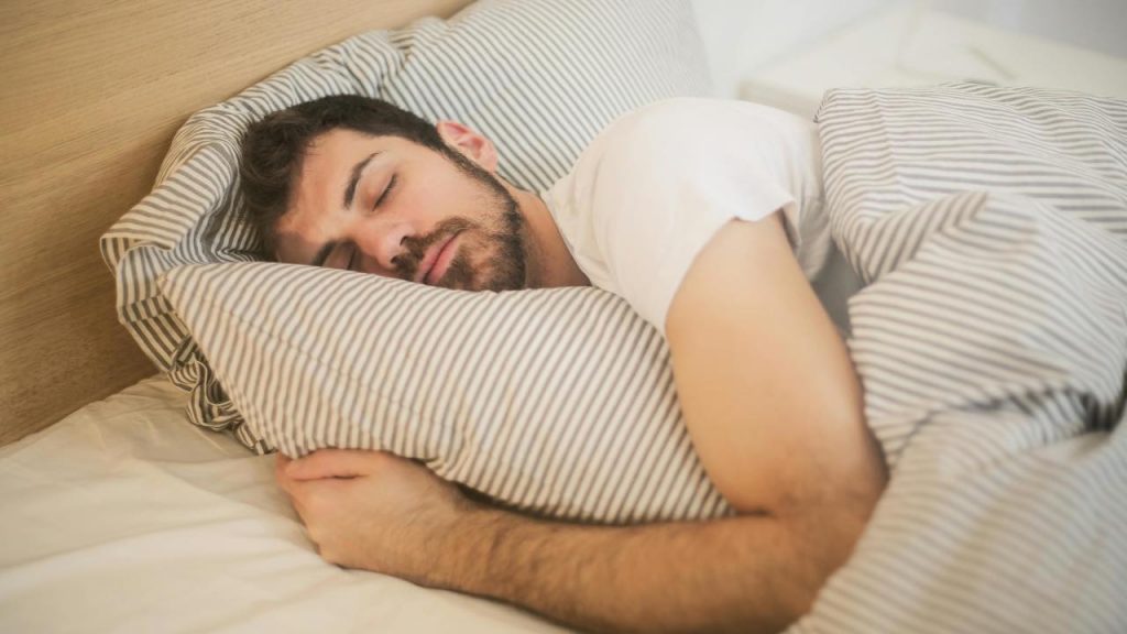 dormi - sonno - crampi -pexels- terranauta