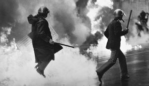 Scontri_di_piazza - wikipedia - terranauta